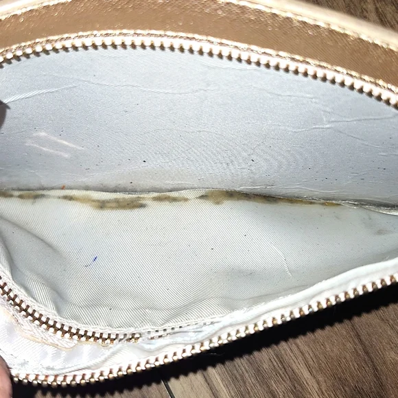 Free With Purchase, Flat Thin Gold Wallet, Clummm, 9"X5" - Picture 7 of 11